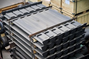 pan for apron feeder